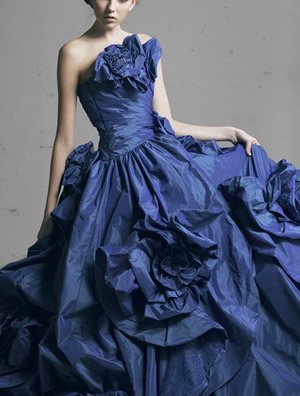 ブルーのウエディングドレス61
